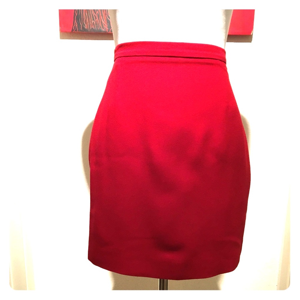 Bebe Size 2P red mini skirt